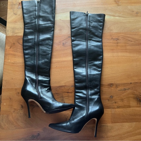 Manolo Blahnik Over the Knee Black Leather Boots side lace details size 38.5 - Picture 2 of 10